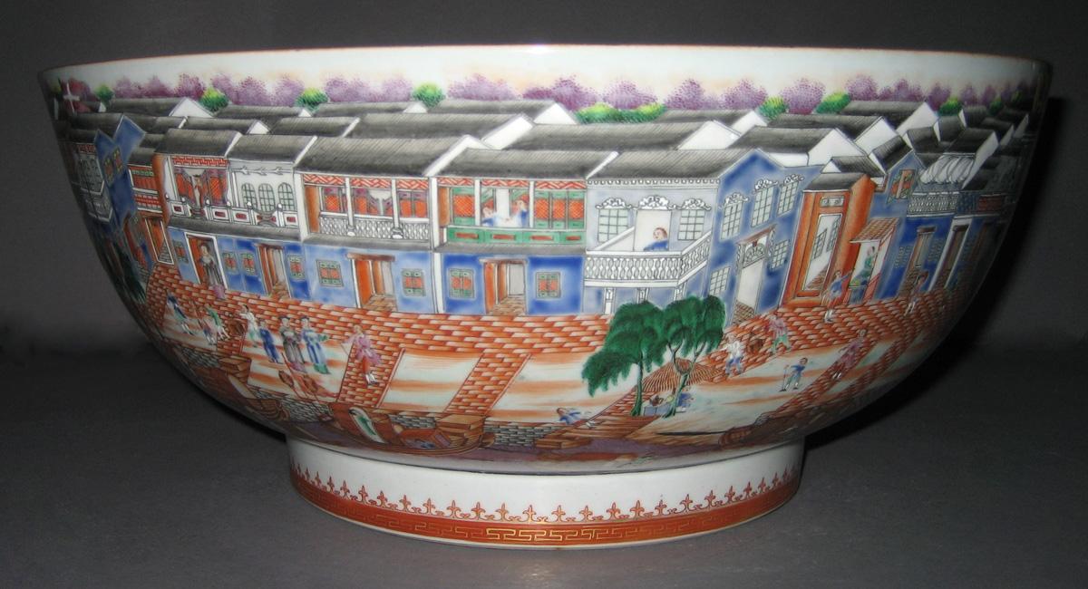 1960.0572 Porcelain Bowl view 2