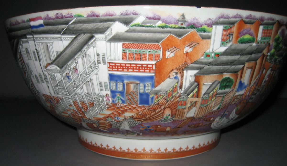 1960.0572 Porcelain Bowl view 5