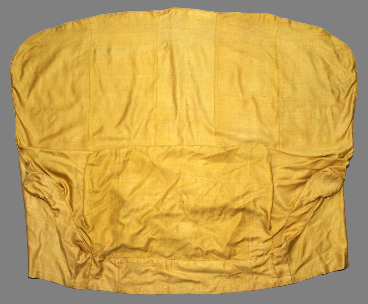 1969.5768 Slip Cover