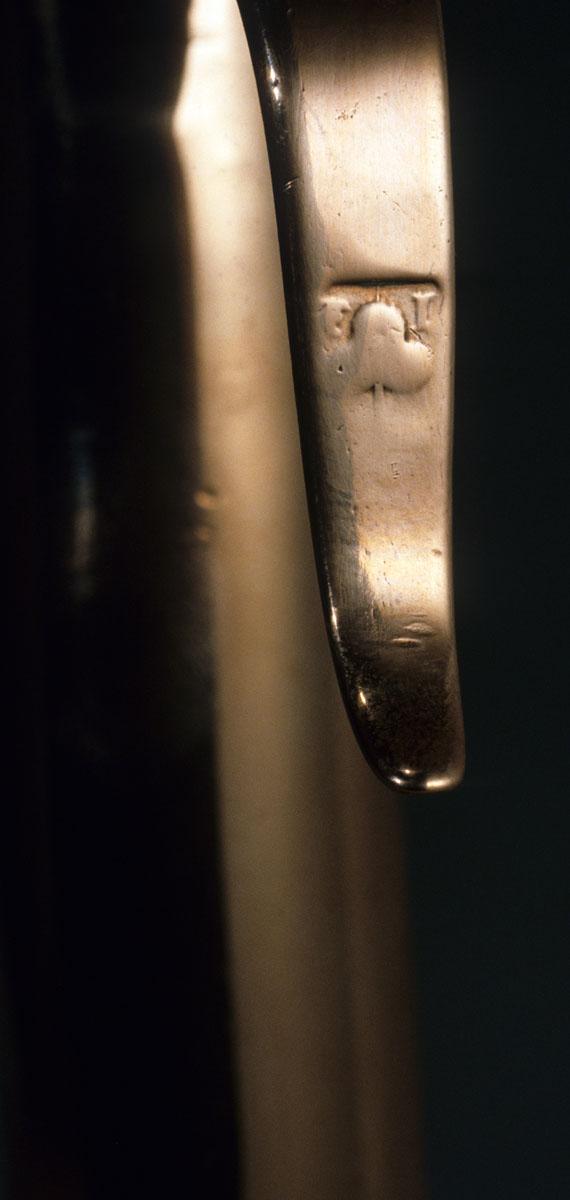 1960.0583 Candlestick maker's mark