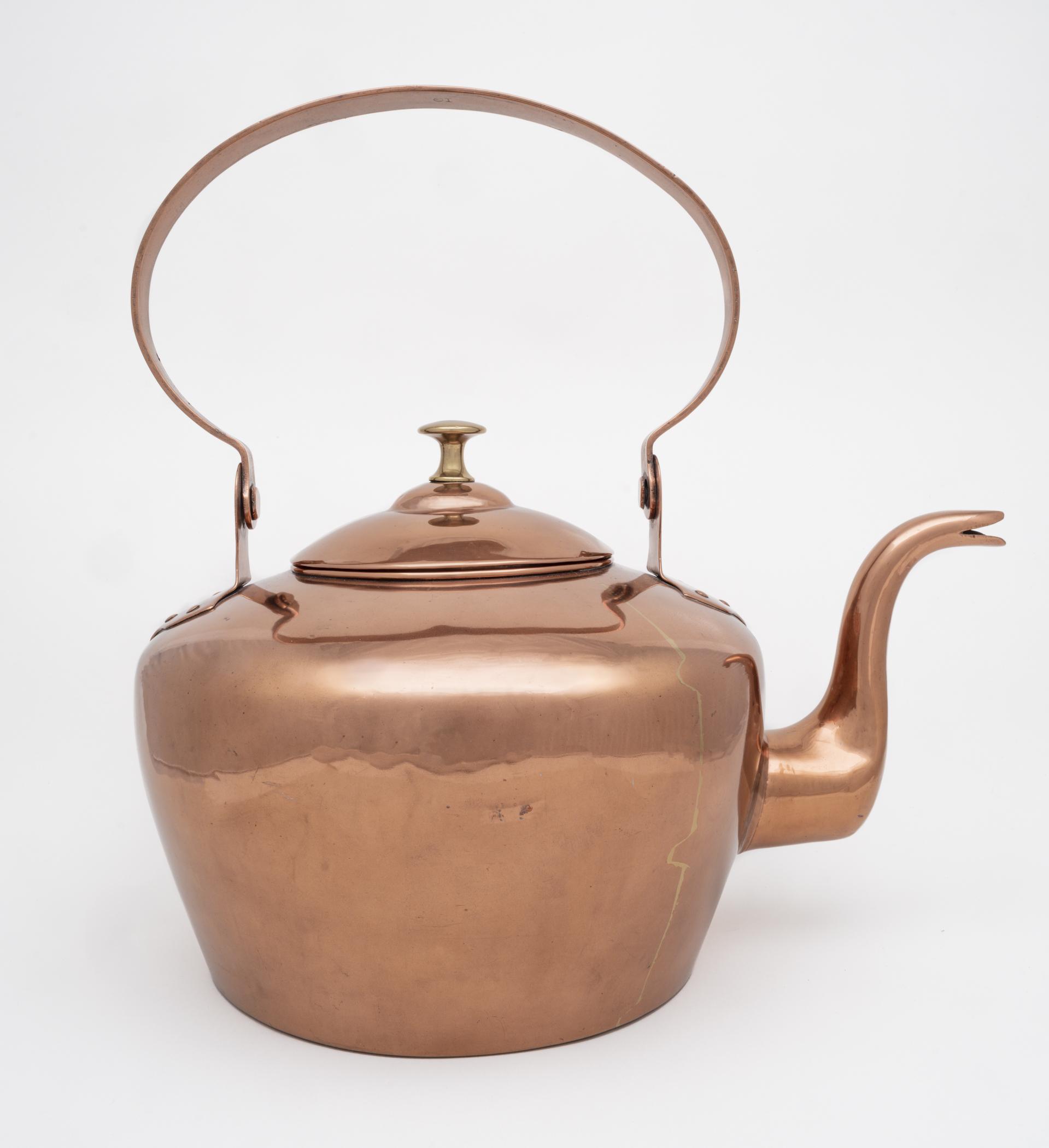 1960.0585 A, B Kettle, view 2