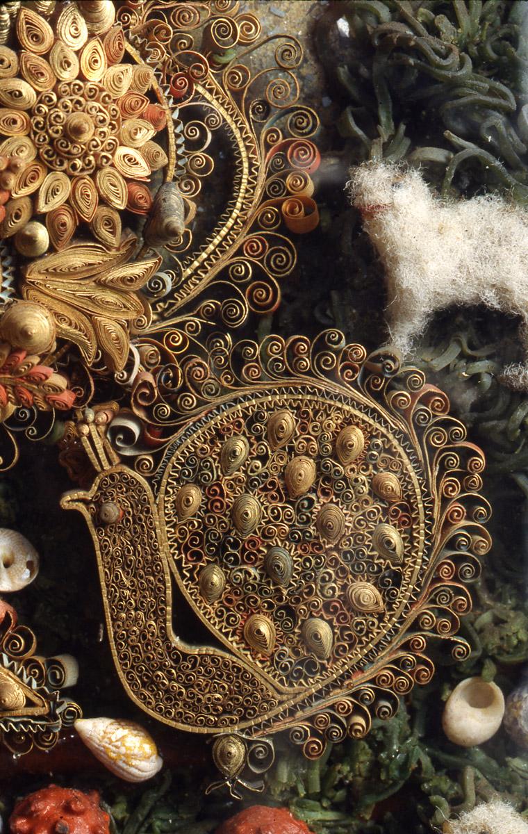 1960.0588 Quillwork Sconce (detail 1)