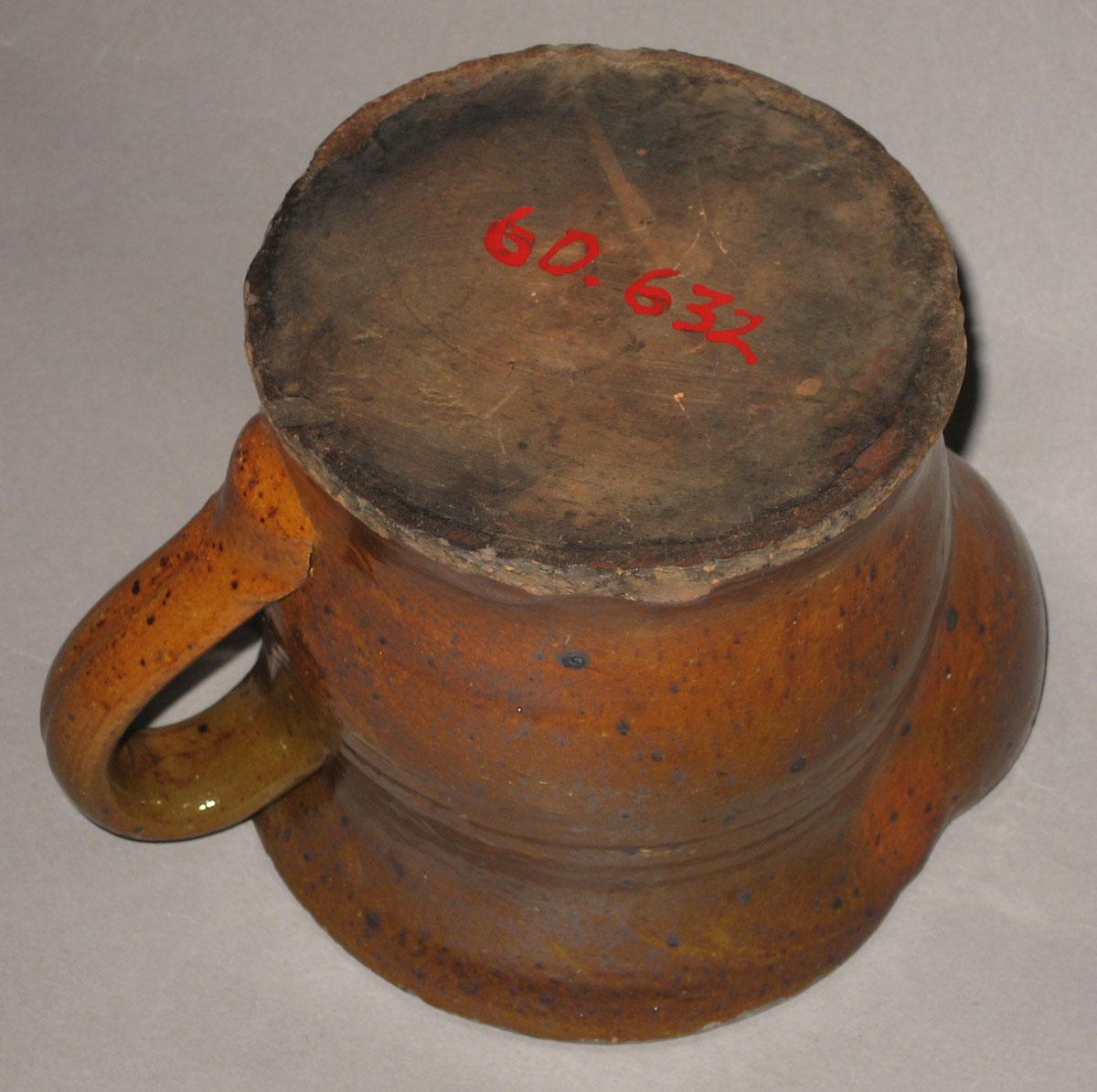 1960.0632 Shaving Mug (bottom)