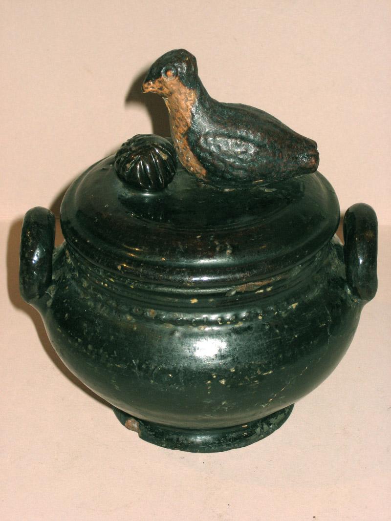 1960.0667 Jar and cover
