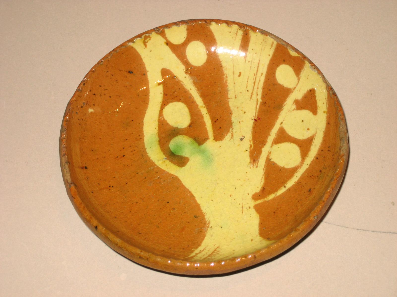 1960.0670 Dish