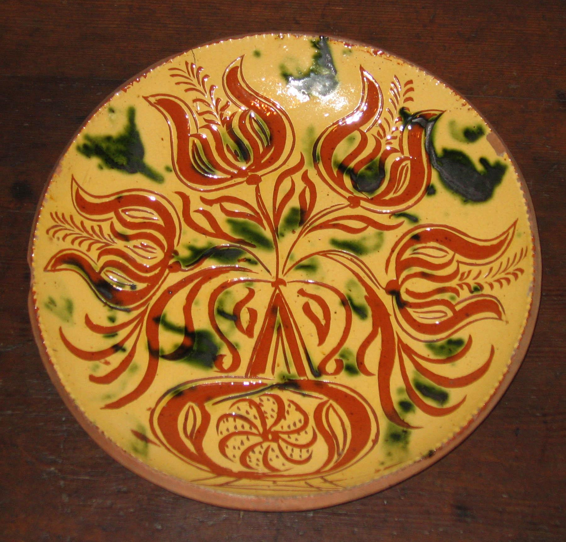 1960.0696 PA sgraffito dish
