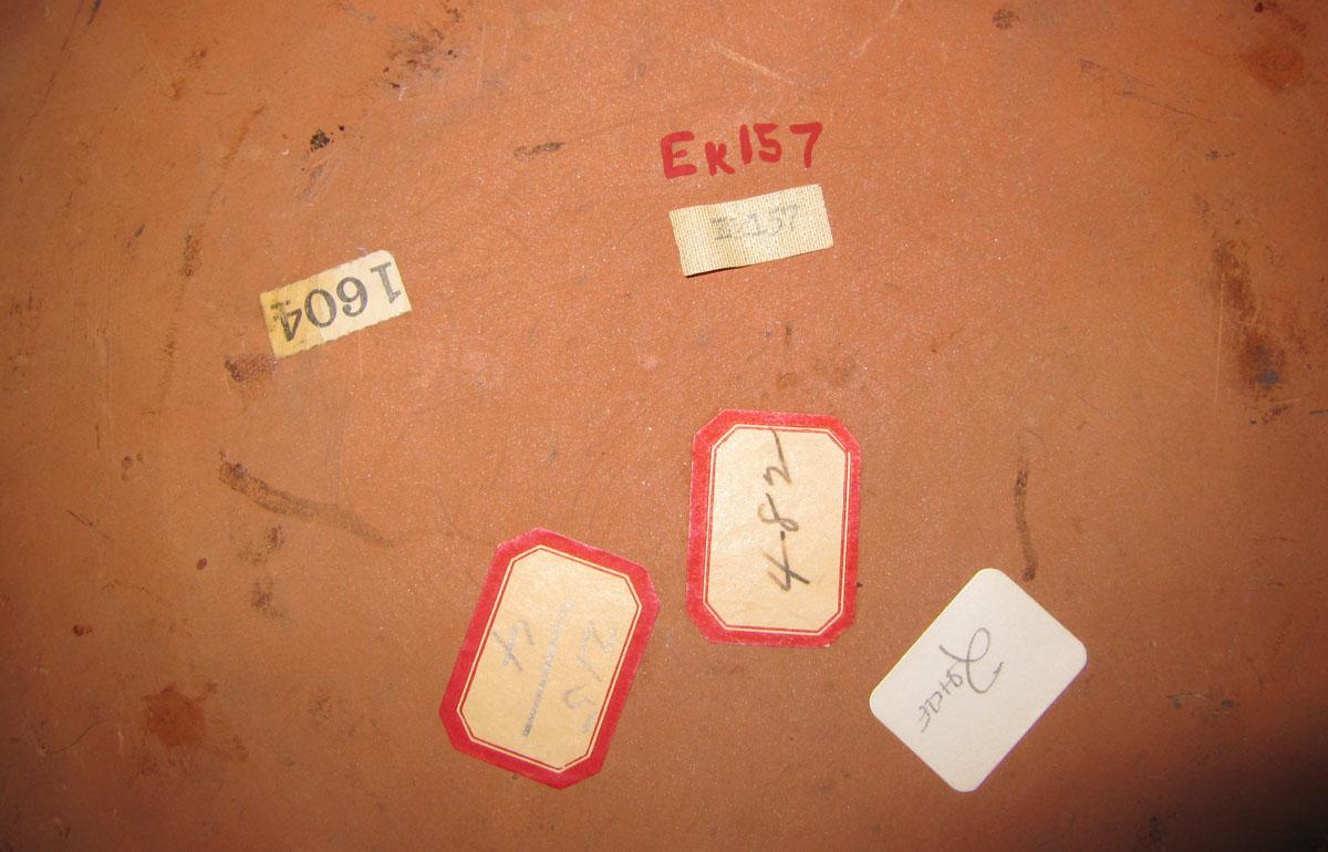 1960.0696 Dish tags