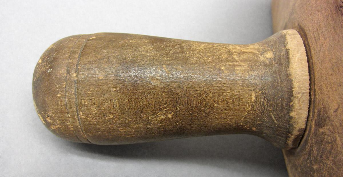 1960.0713, Butter mold, handle