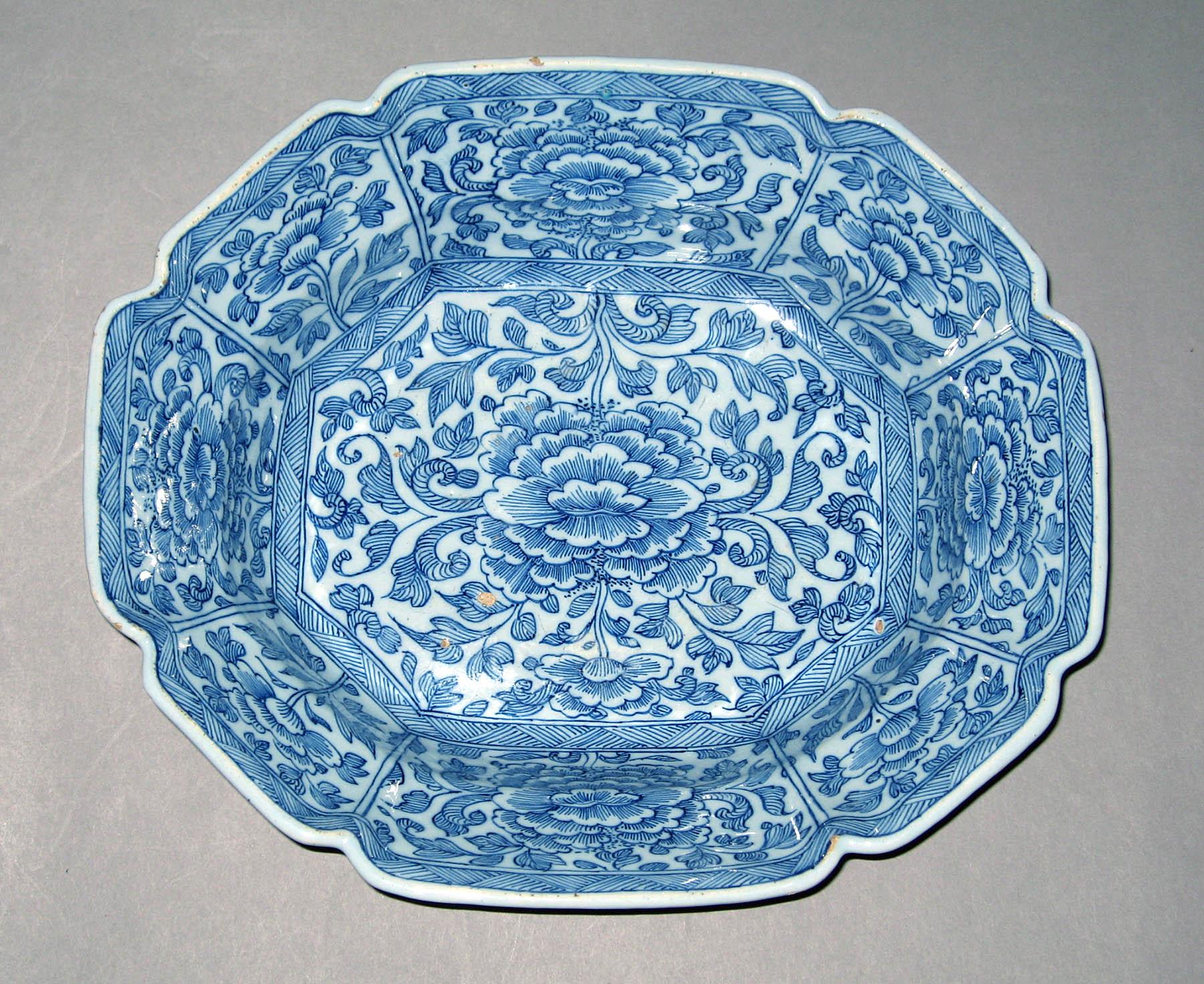 1960.0723 Earthenware bowl