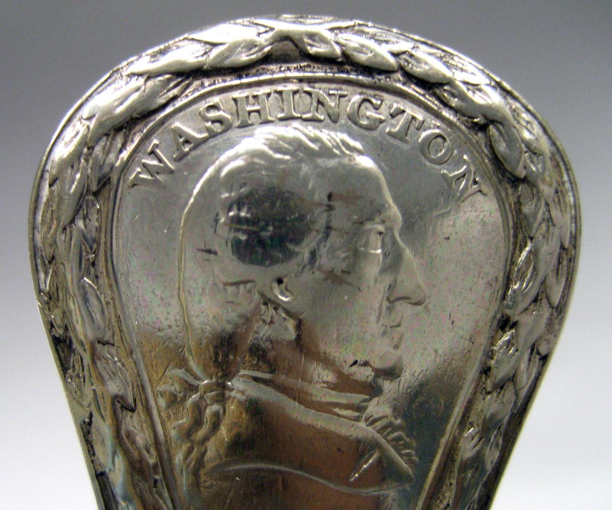 1960.0752.001 Silver Spoon handle decoration