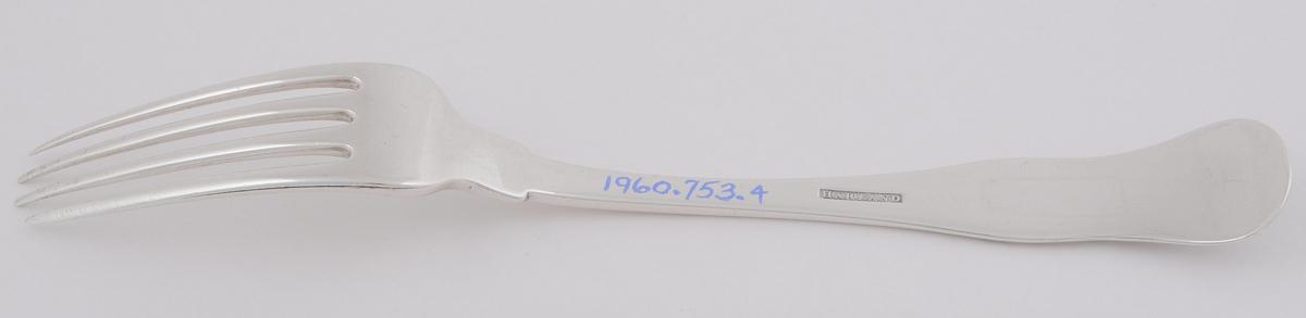 1960.0753.004 Silver Fork, View 2