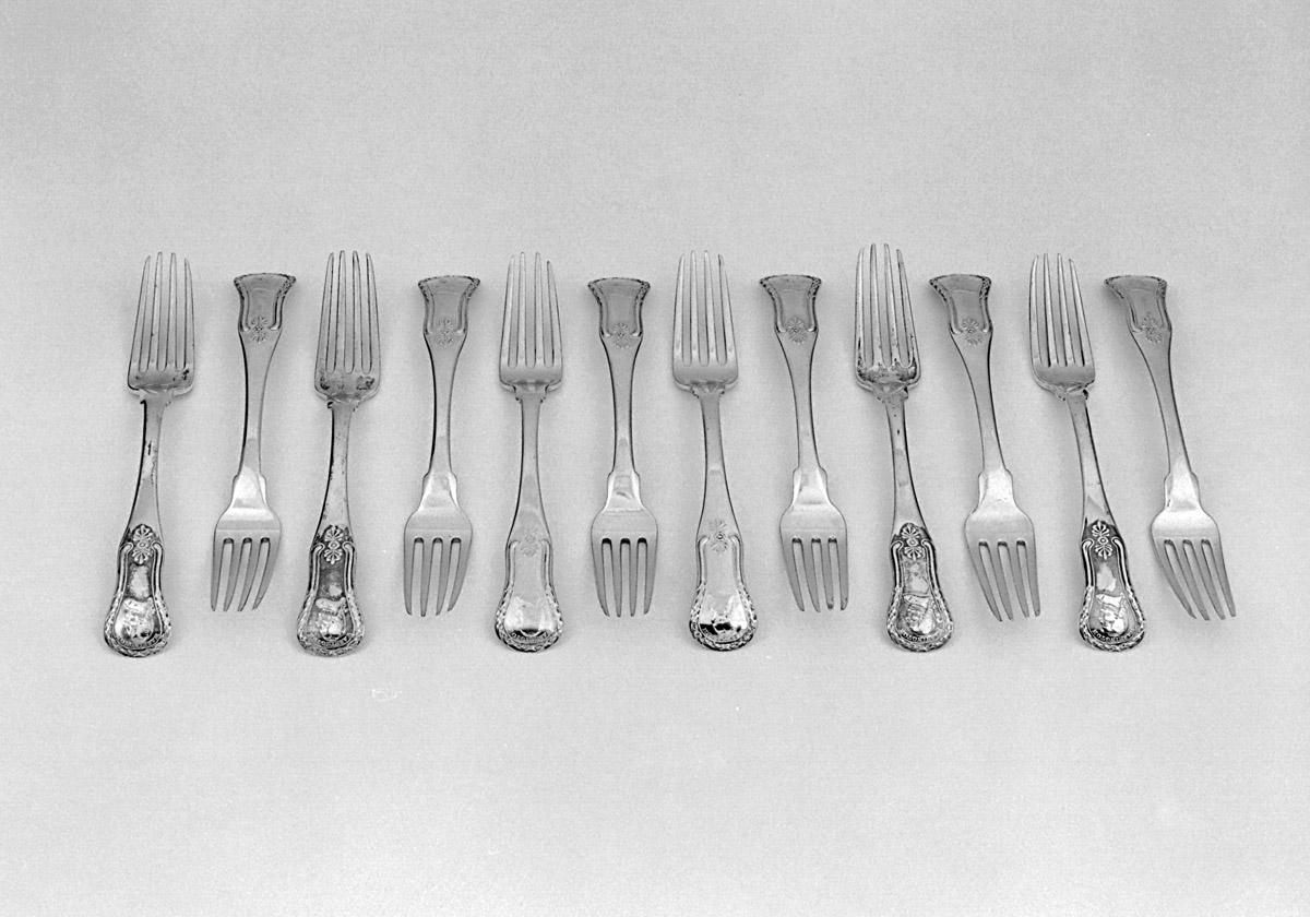 1960.0753.001-.012 Silver forks (view 2)