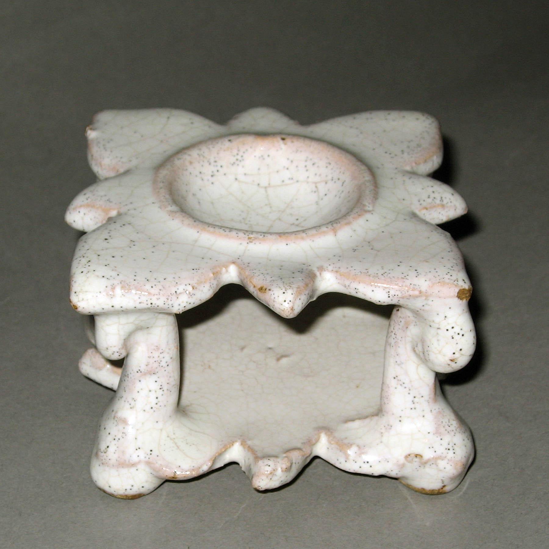 1960.0761 Earthenware salt
