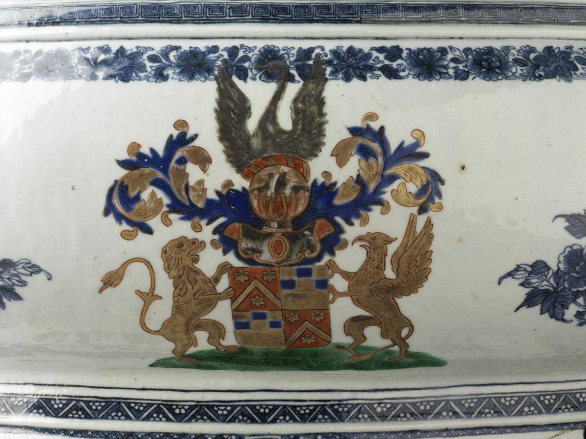 1960.0763 Monteith (detail)