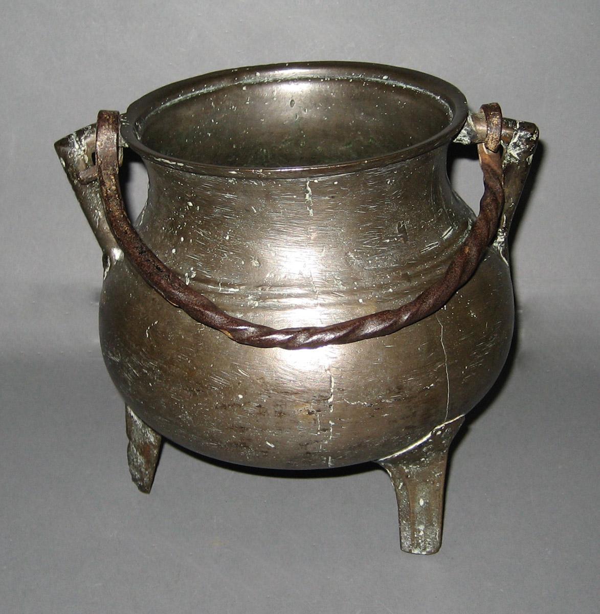 1960.0767 Pot