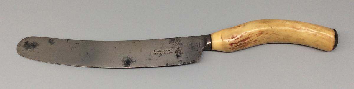 1960.0790 Knife, view 1