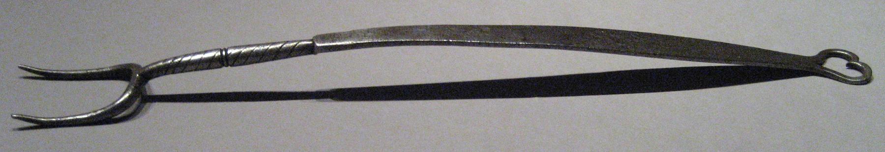 1960.0792 Fork (view 2)