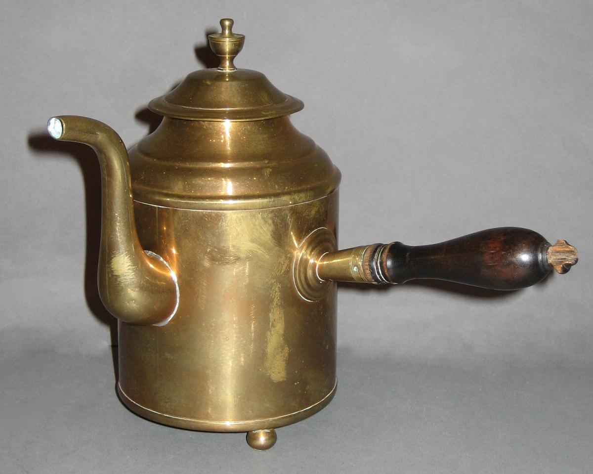1960.0794 Coffee pot