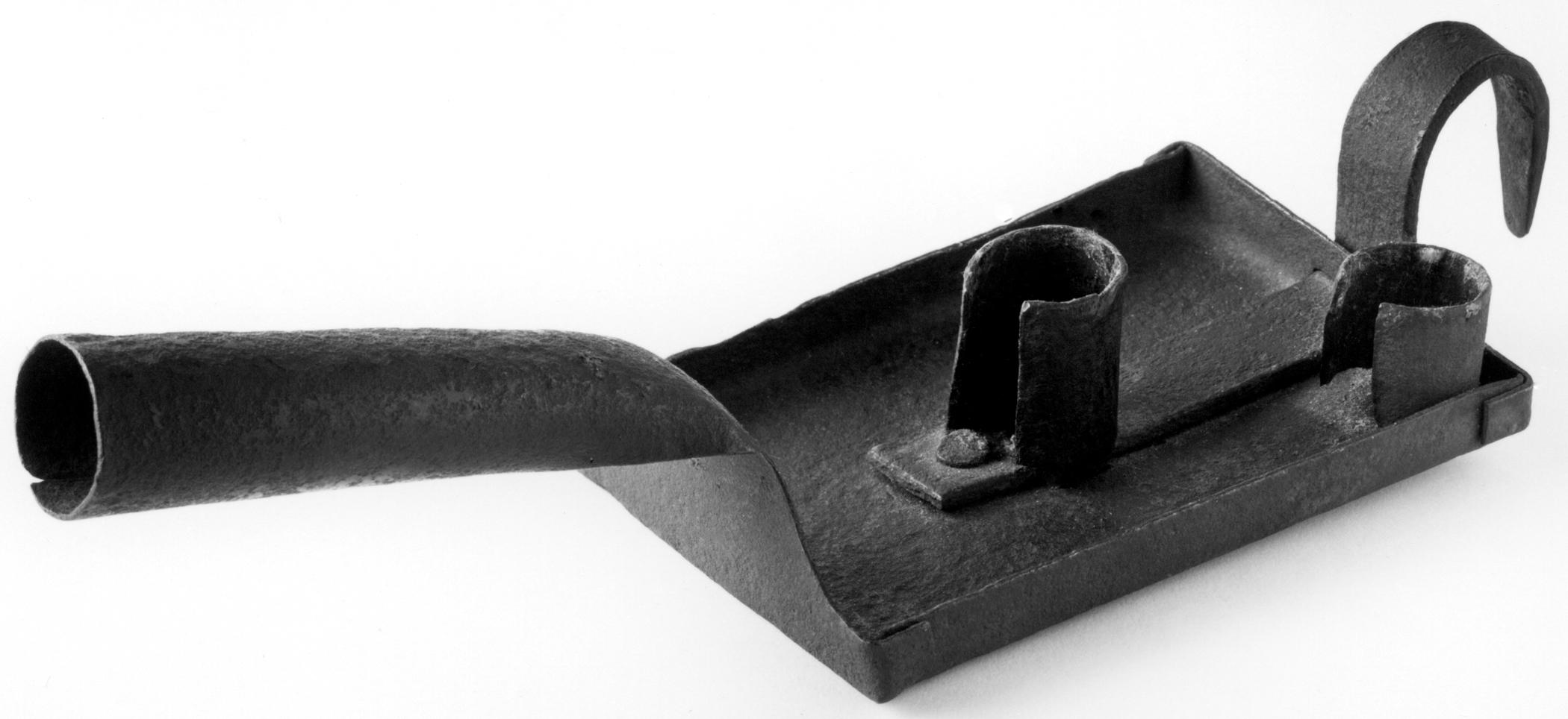 1960.0902 Candle pan