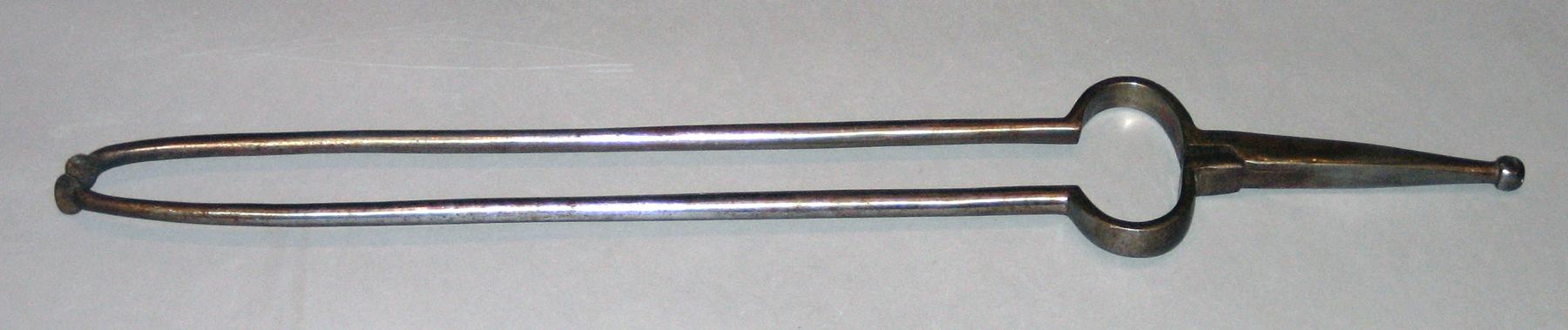 1960.0915 Tongs