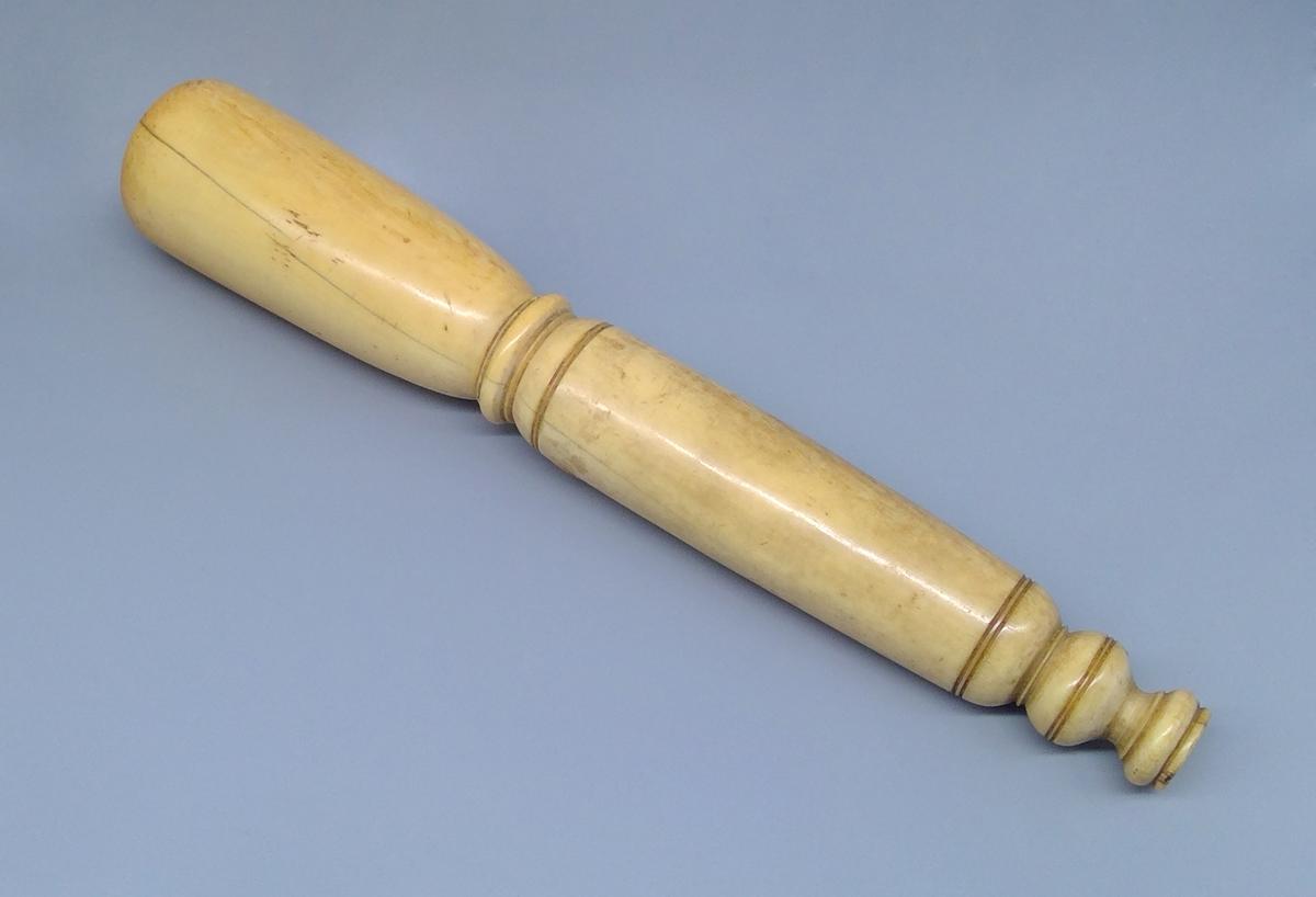 1960.0959 B Pestle, view 2