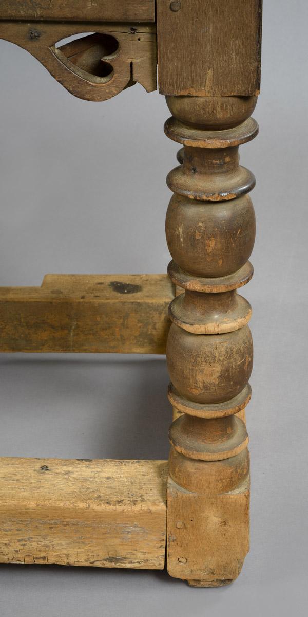 1954.0094 Table, detail leg and carving