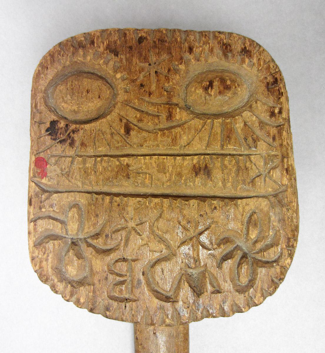 1960.0984, Butter mold, carving detail 1