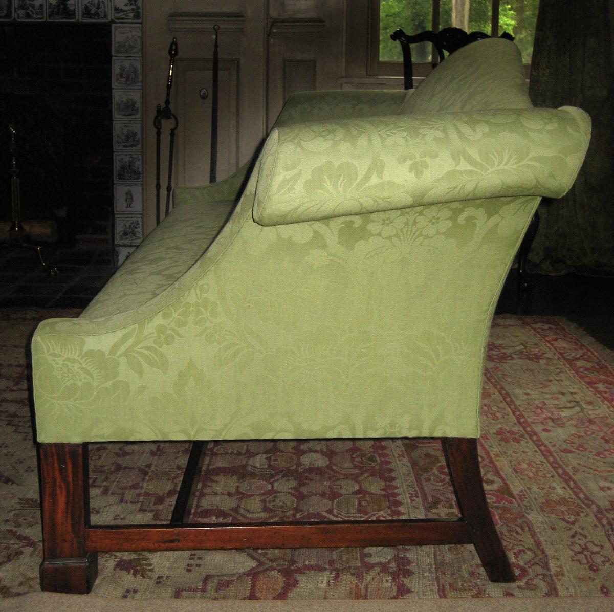 1960.1001 sofa view 3
