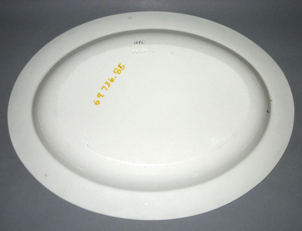 1969.0736.085 Dish underside