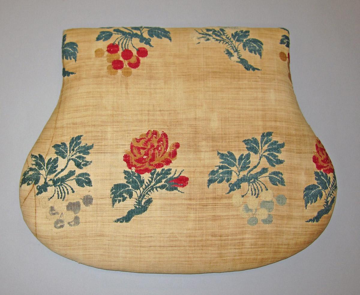 slip seat 1969.5665 upper surface 1960.1036