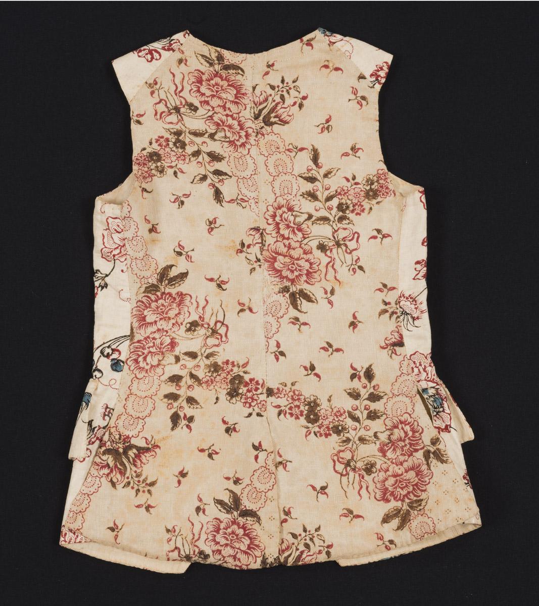 1960.1043 B Waistcoat, Book image C12a