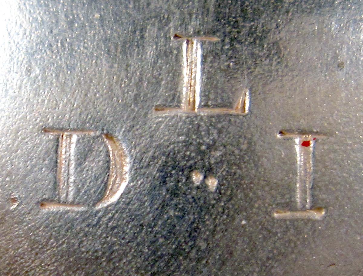 1960.1046 Silver Milk Pot engraving 3