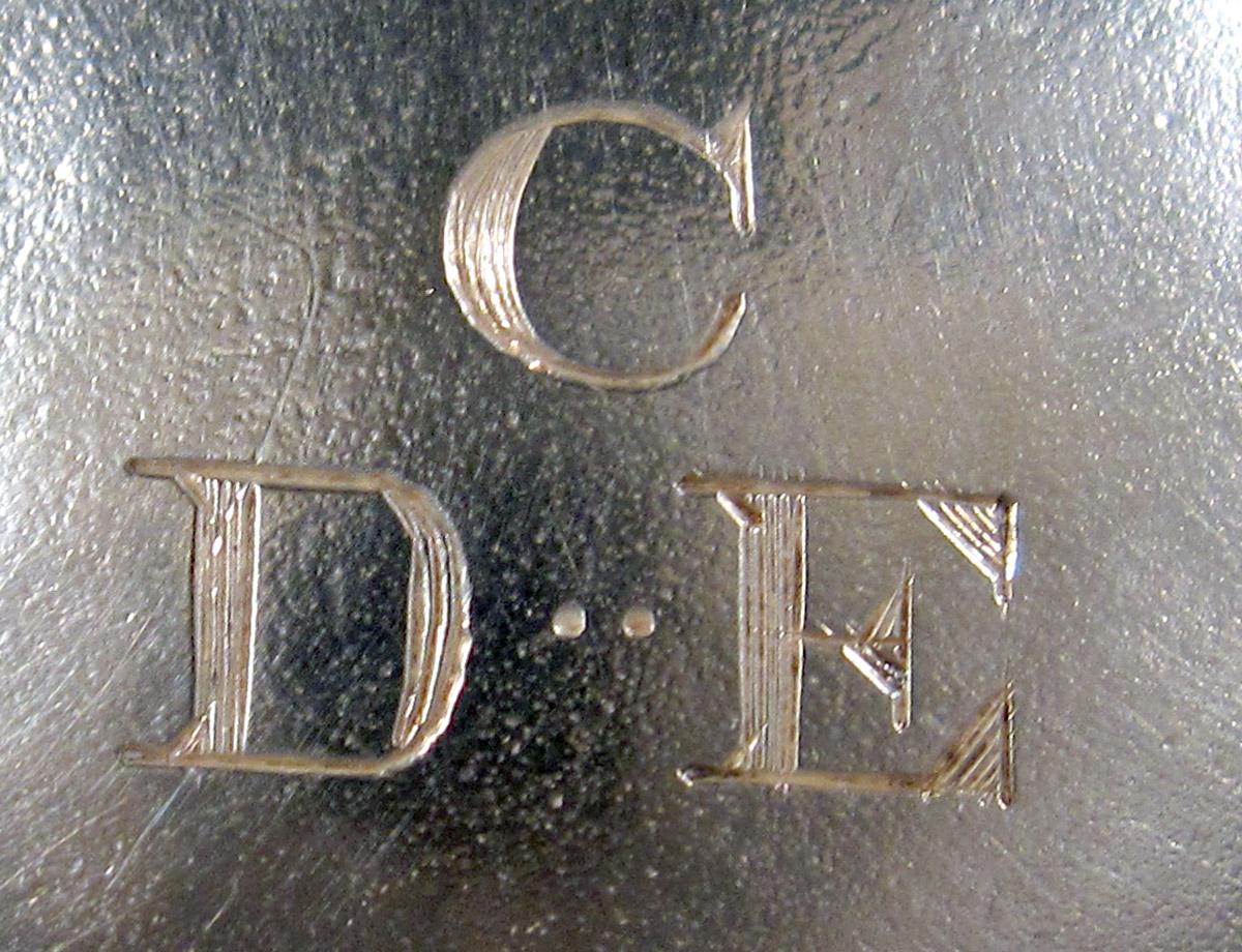 1960.1046 Silver Milk Pot engraving 4