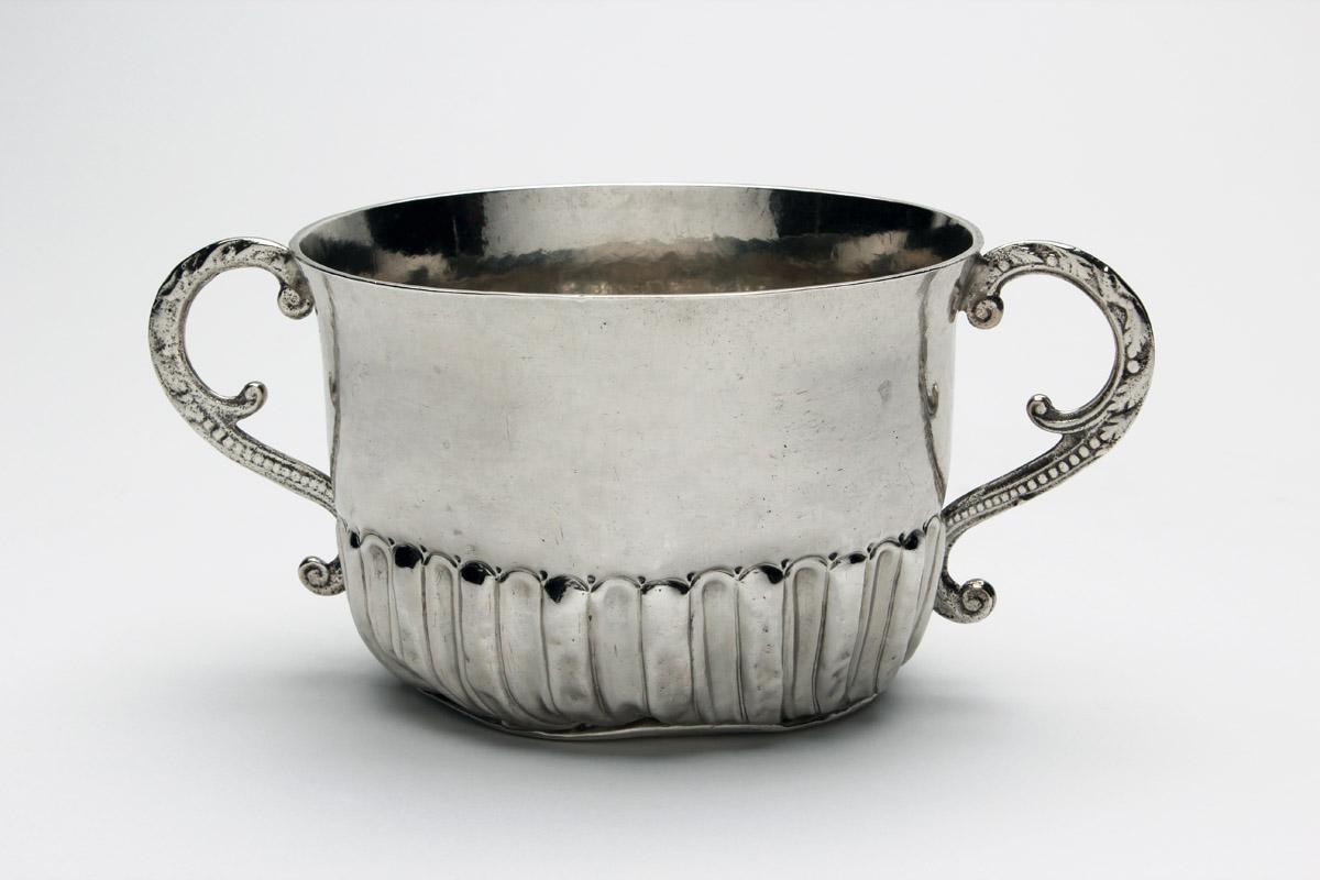 1960.1053 Cup, Caudle cup (view 2)