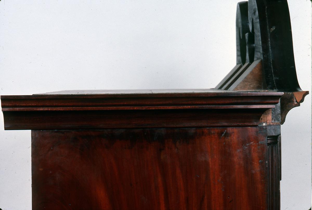 1960.1056 Chest on Chest (detail 2)