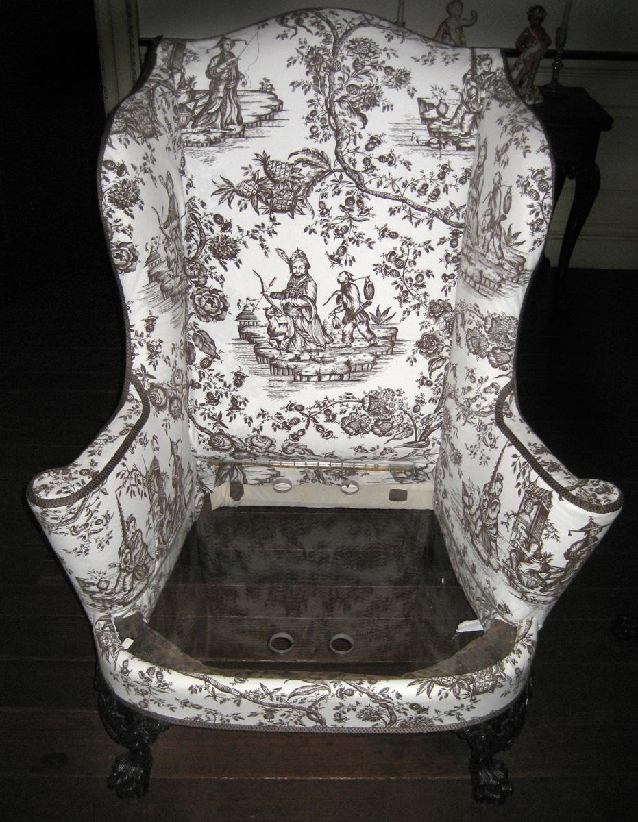 1960.1058 easy chair with 1987.0505 slip cover view 3