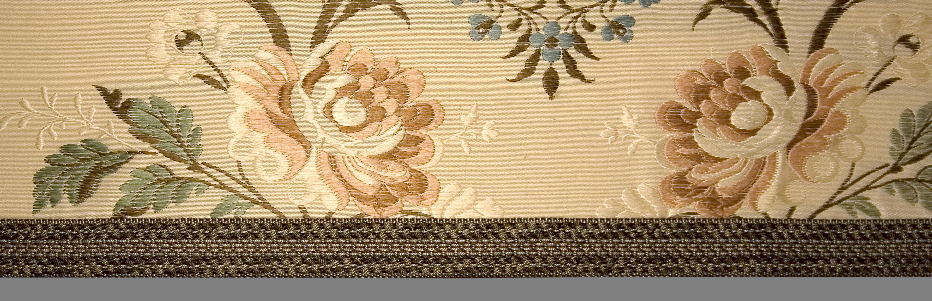 1969.9023 Seat form, trim detail