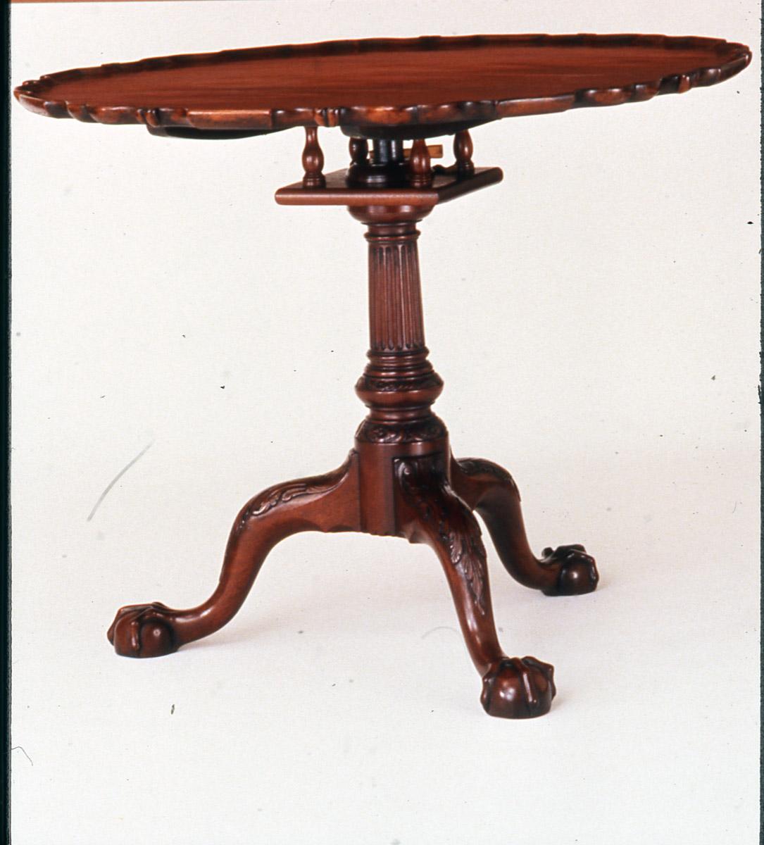 1960.1061 Table (view 2)