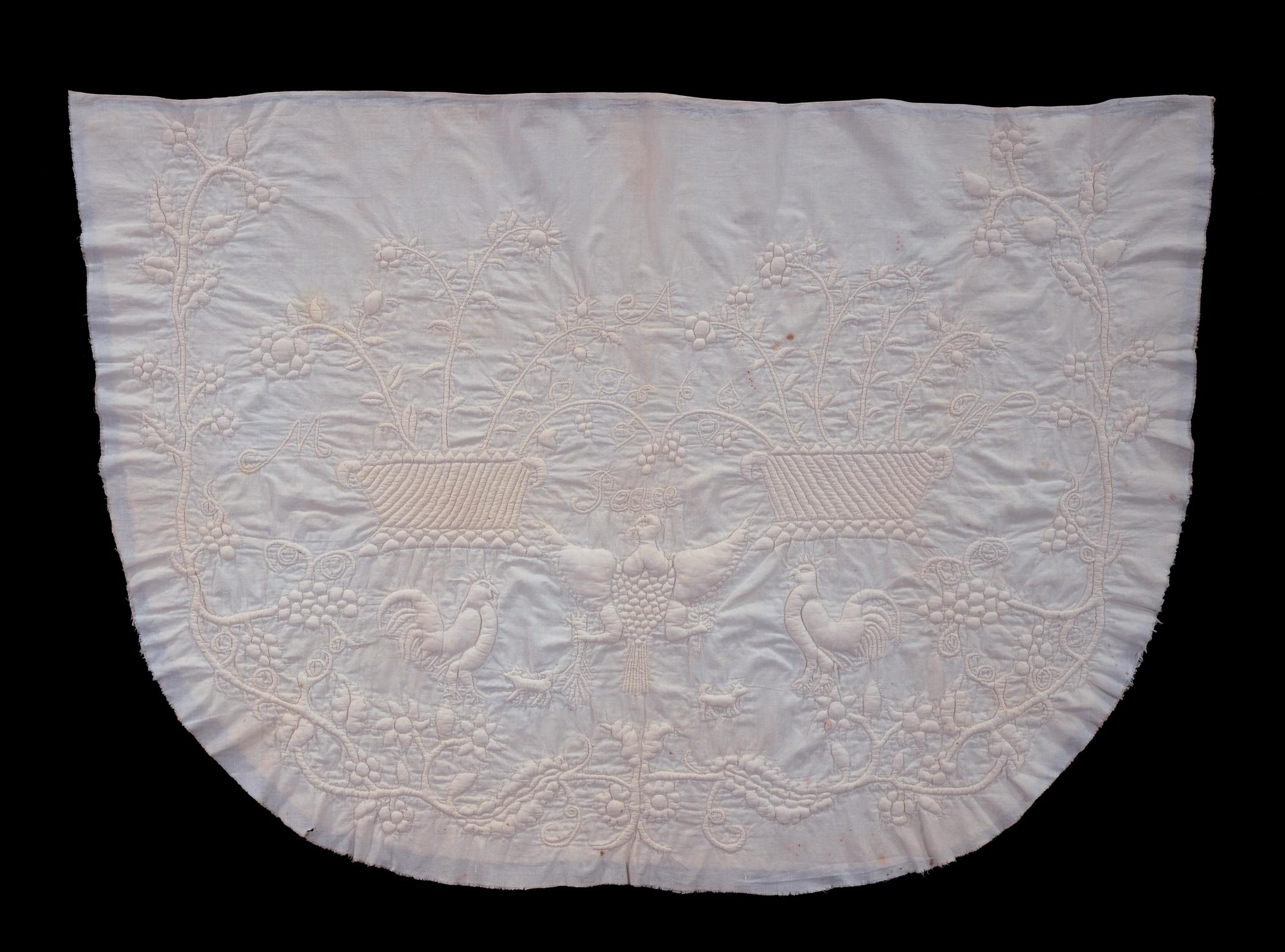 1954.0100.001 Table cover