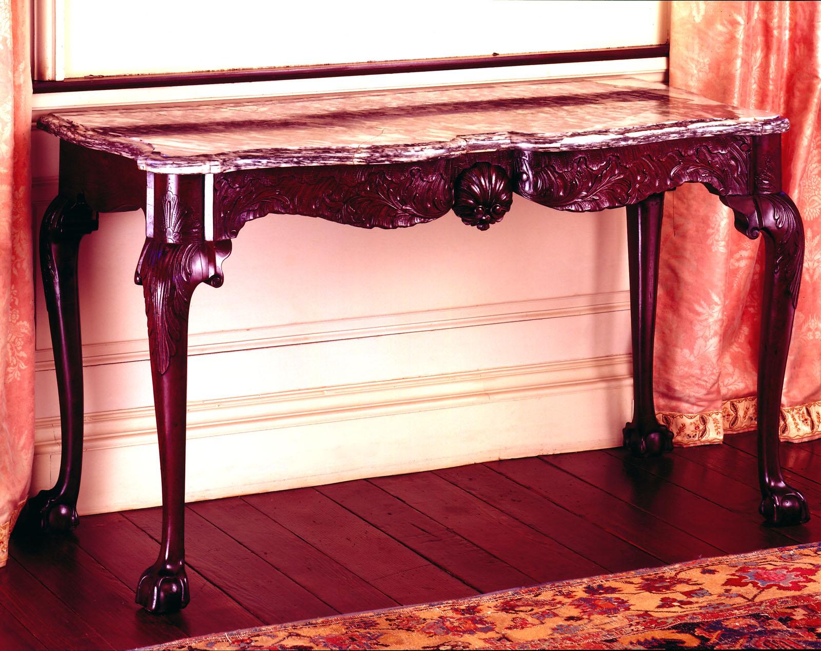 1960.1064 Table