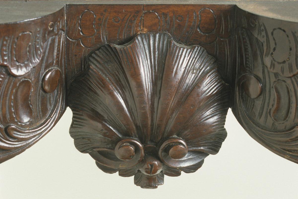 1960.1064 Table, detail 5
