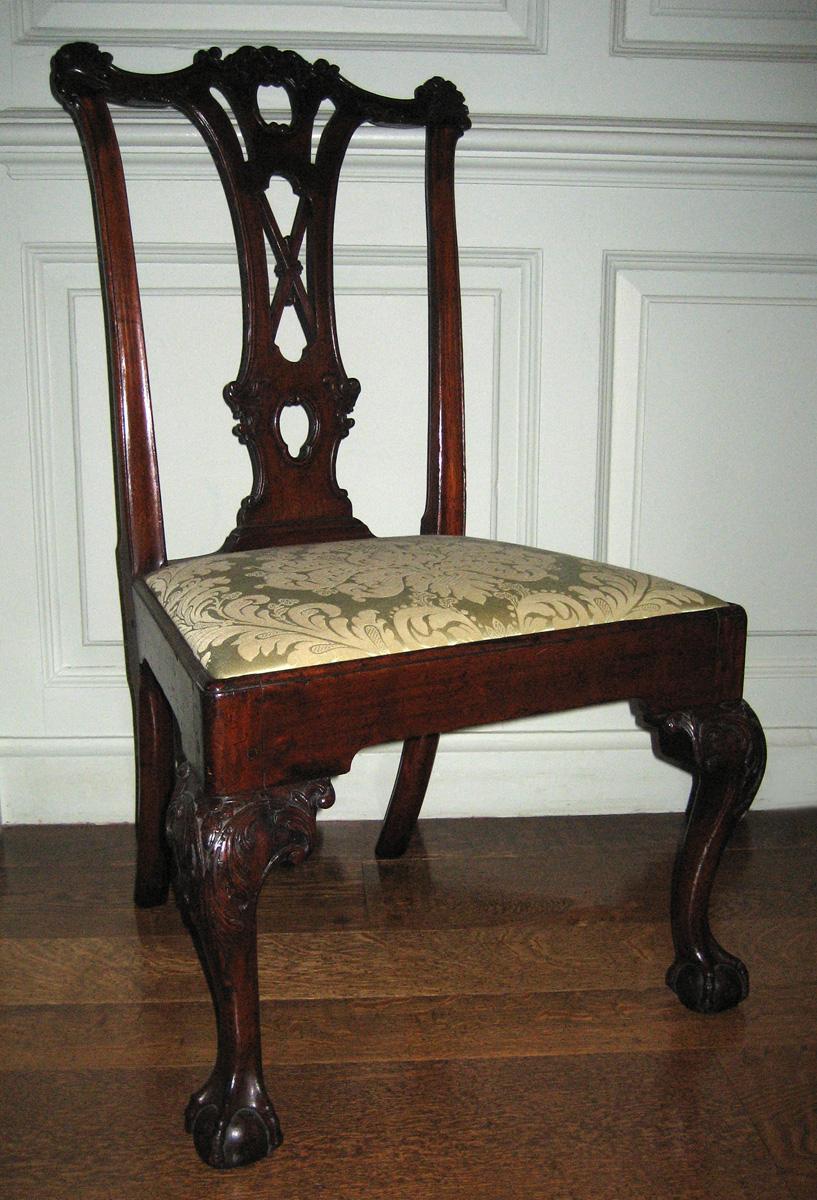 1960.1067.001 chair 1989.0513.003 slip seat view 1