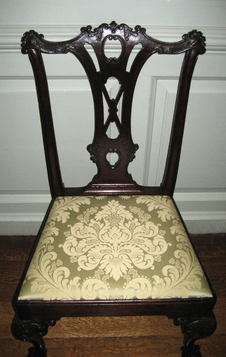 1960.1067.002 chair with 1989.0513.004 slip seat view 2