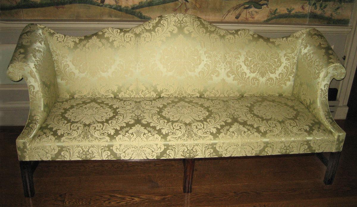 1960.1072 sofa view 1