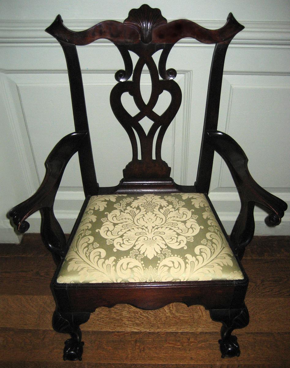1960.1073.002 chair with 1989.0513.007 seat view 2