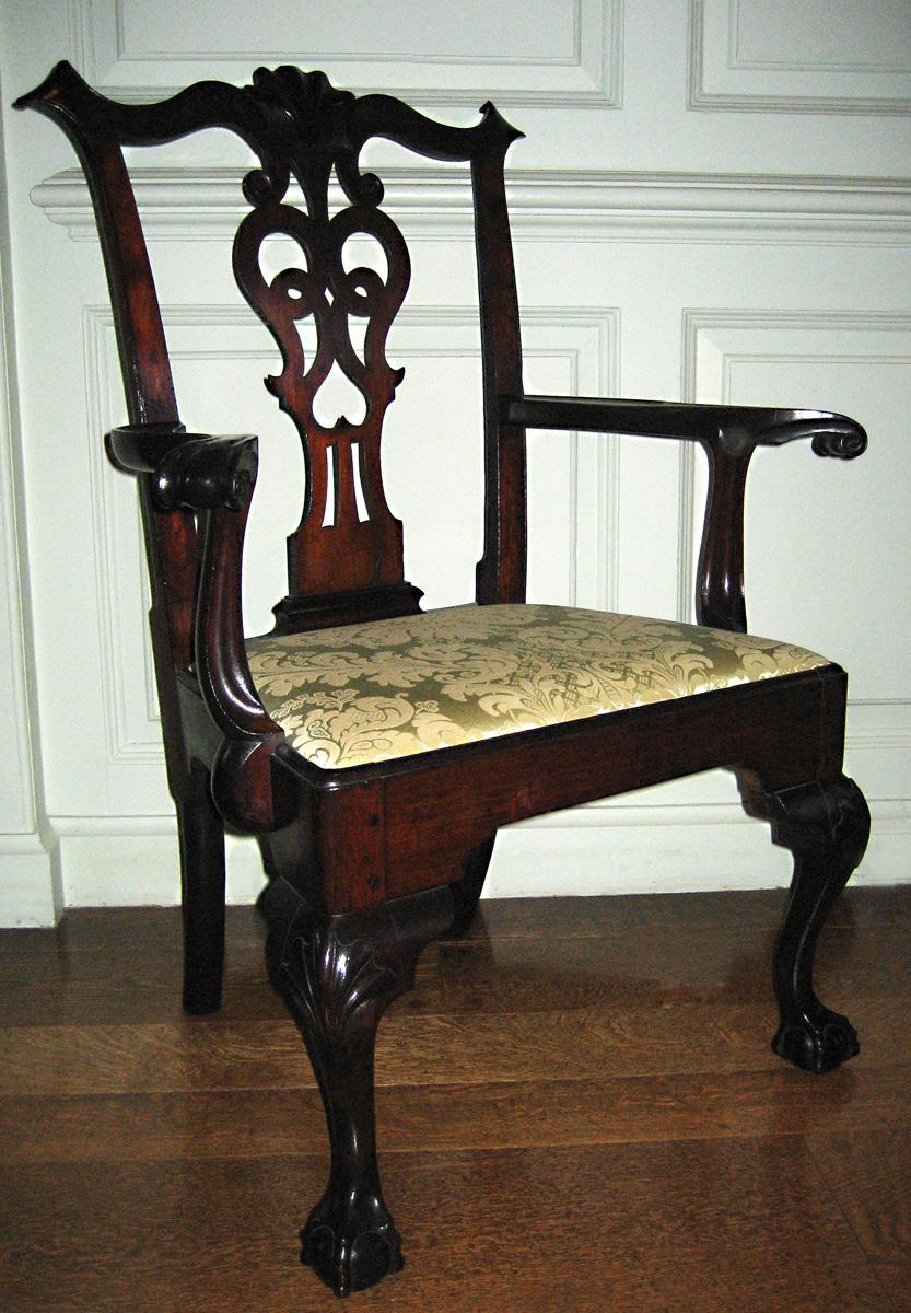1960.1074 chair with 1989.0513.008 seat view 1