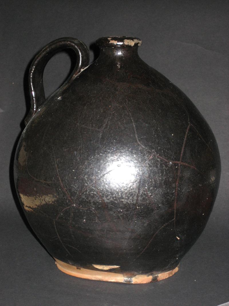 1960.1095 Jug