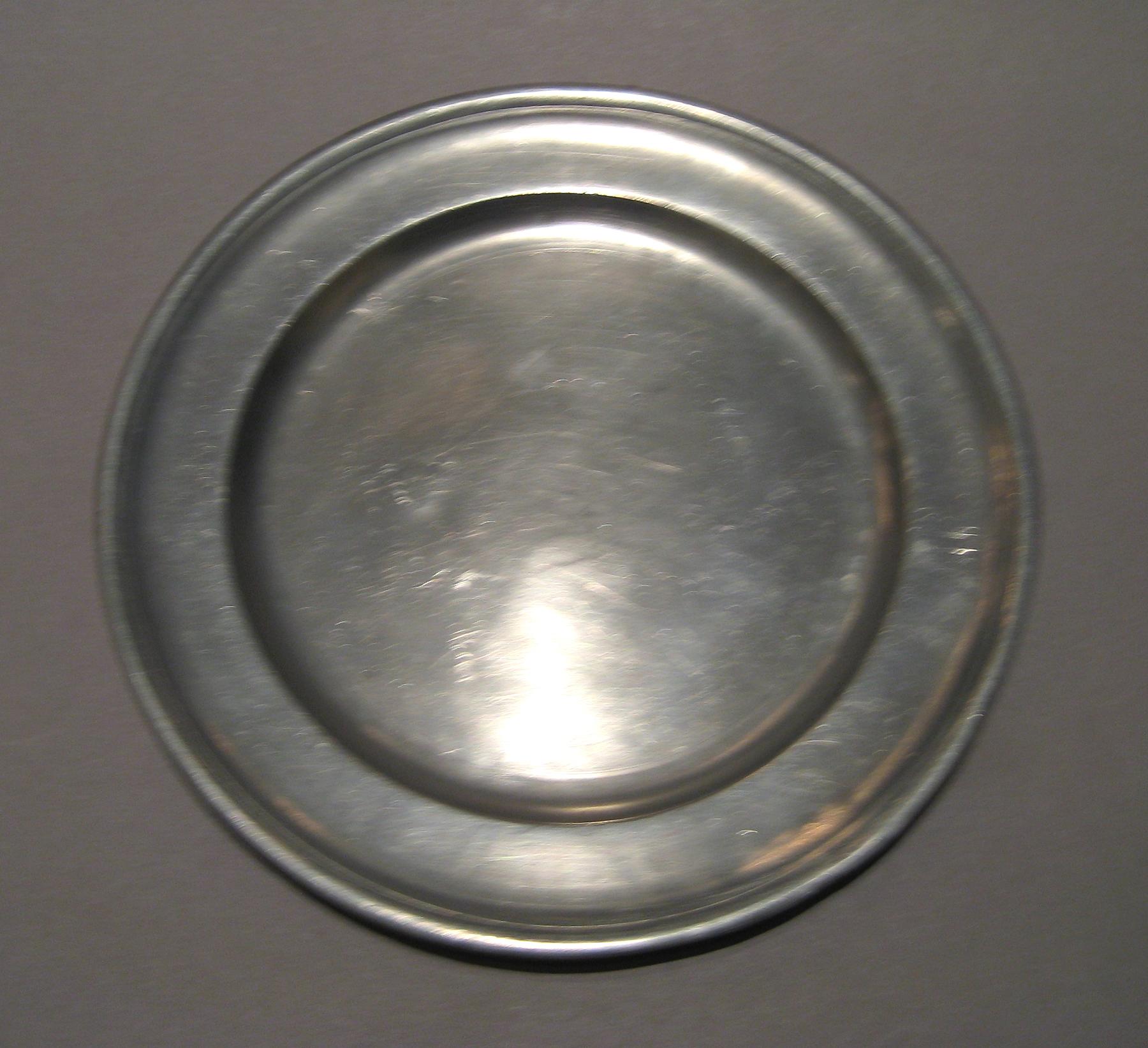1960.1100 Pewter Plate