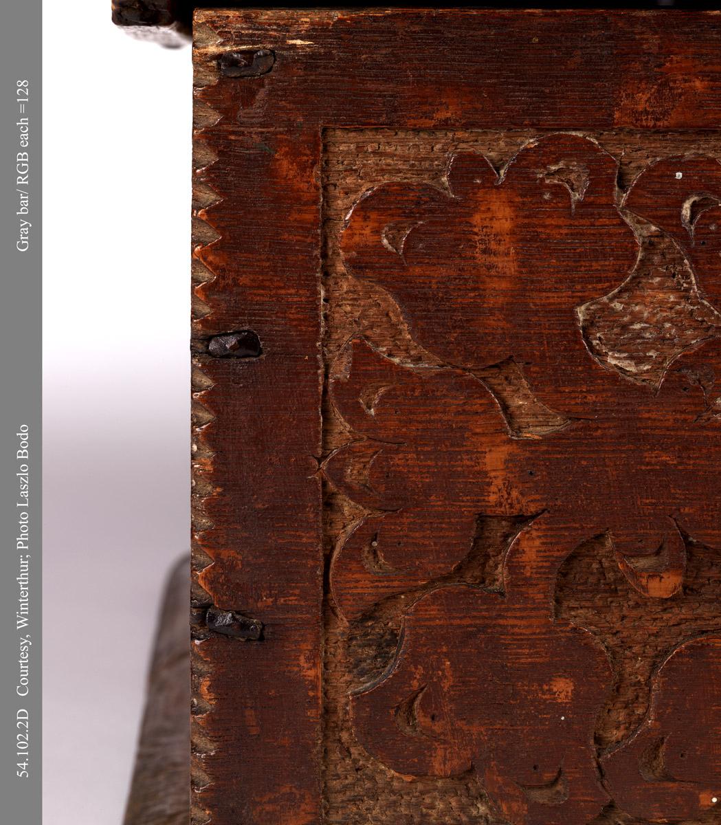 1954.0102.002 Box, book box (detail 2)