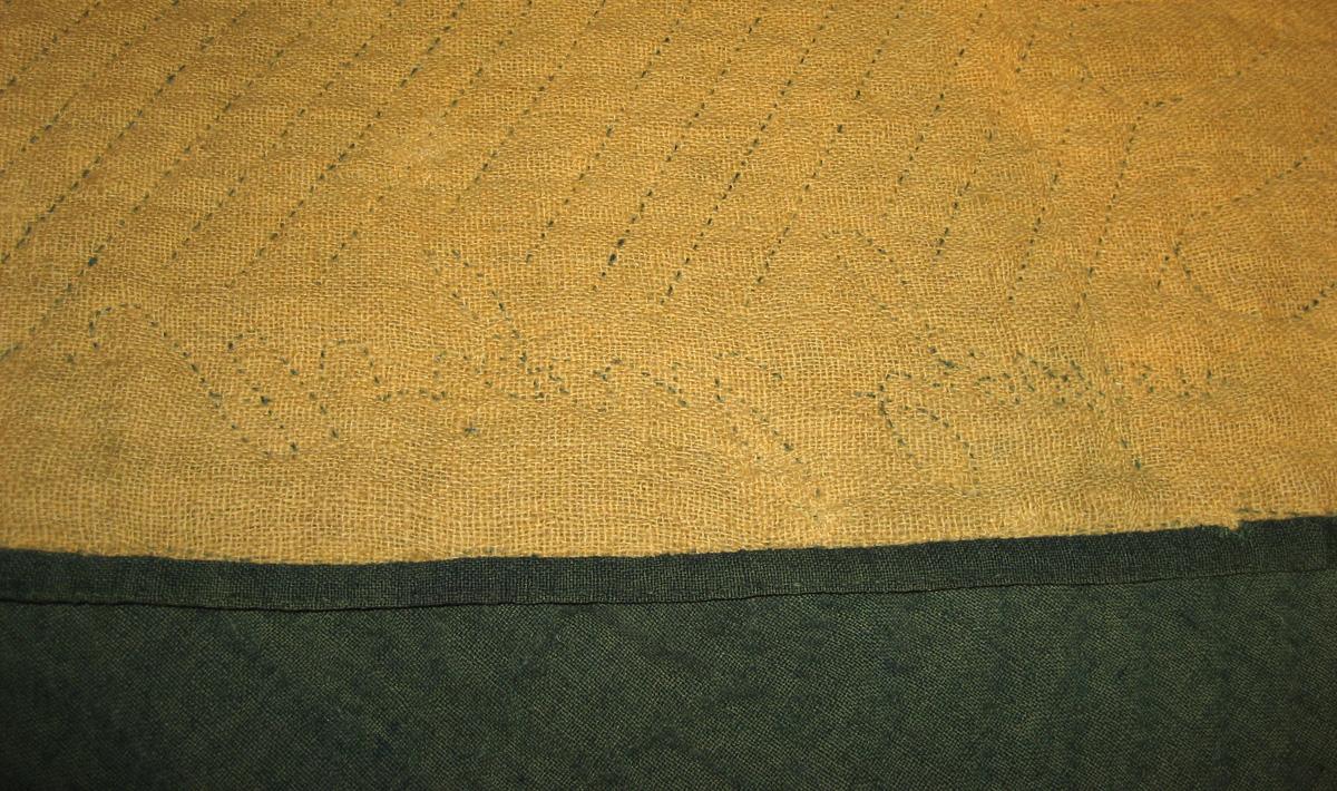 1960.1129 quilt reverse signature detail